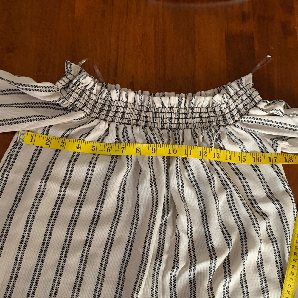 AQUA Off the Shoulder Flowy Top Summer Blouse Ivory black Striped Tie Sleeves S - Picture 3 of 6